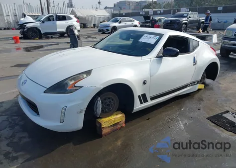 2019 Nissan 370Z z USA, uszkodzony, nr VIN JN1AZ4EH7KM420255